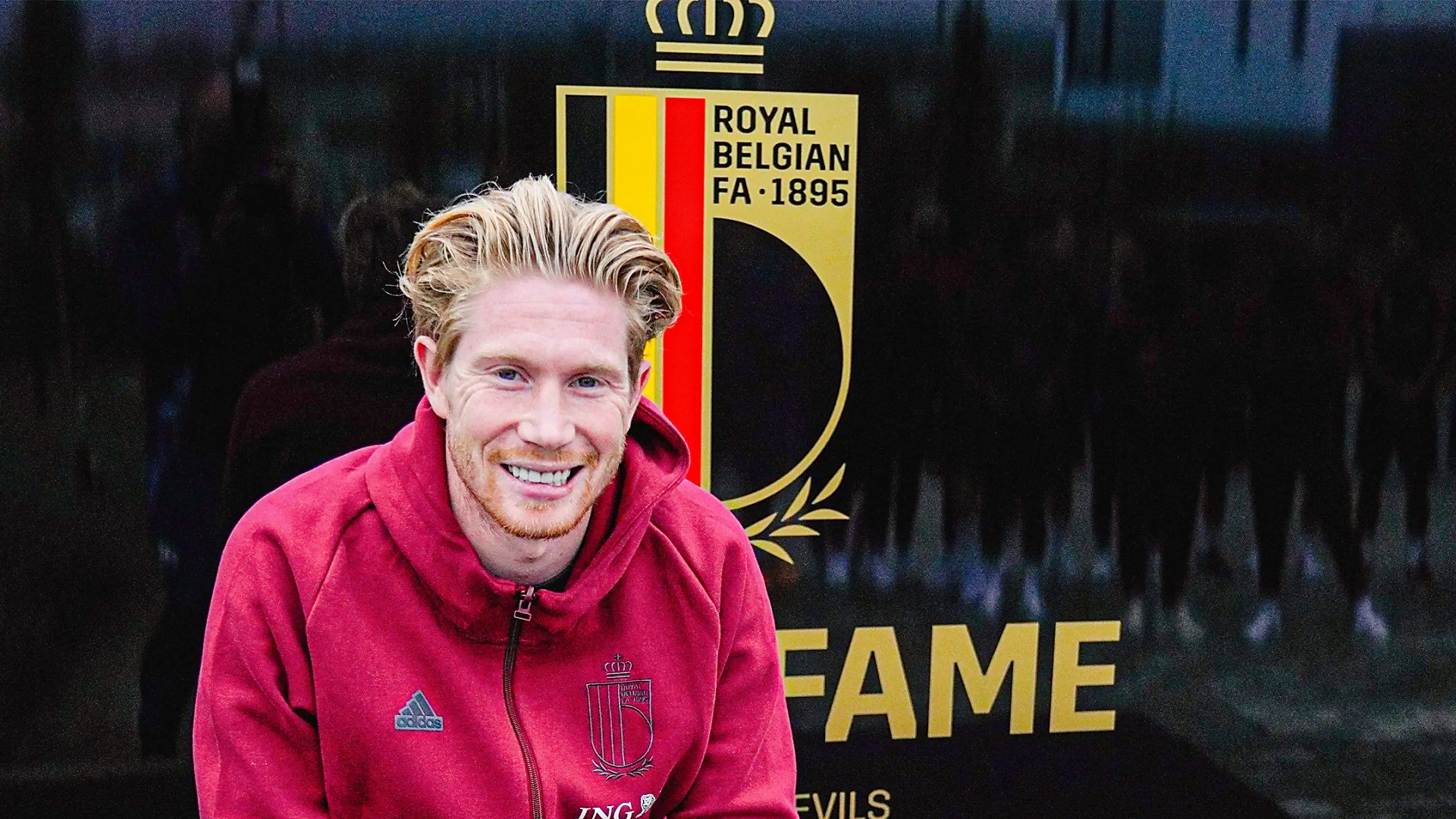 德布劳内在SKT比赛中领先优势明显，比赛局势复杂引发热议！