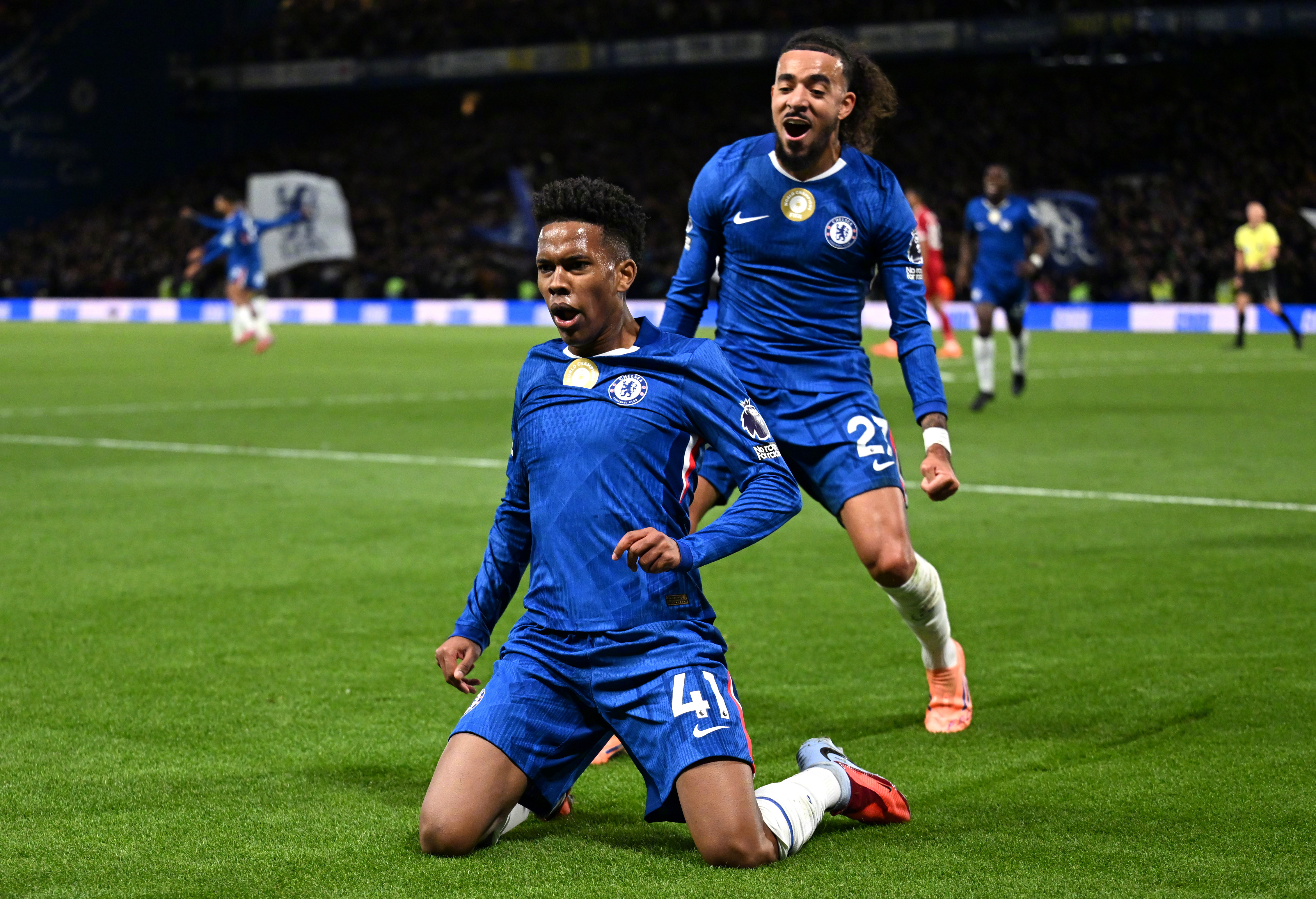 法兰克福完成体检备战欧冠葡萄牙体育今晚止住颓势,风云突变切尔西转会期临场应变看傻球迷的简单介绍 法兰克福完成体检备战欧冠葡萄牙体育今晚止住颓势,风云突变切尔西转会期临场应变看傻球迷的简单介绍